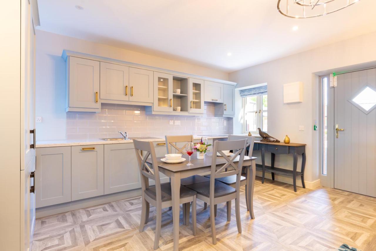 Queens Brook Apartment Наван Экстерьер фото